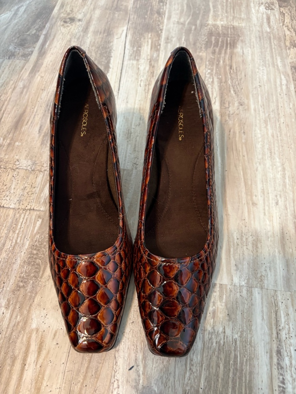 Tortoise Shell Patterned Pointy Kitten Heels - Picture 2 of 5